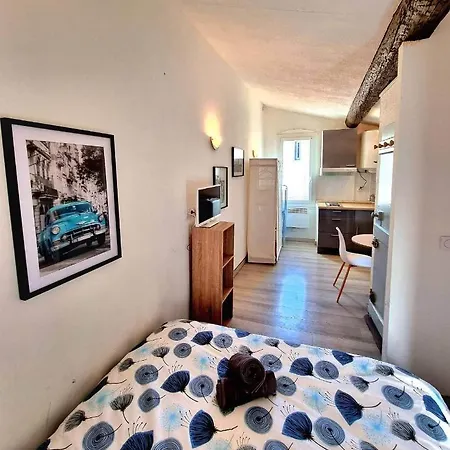 Cosy Hyper Centre Apartment